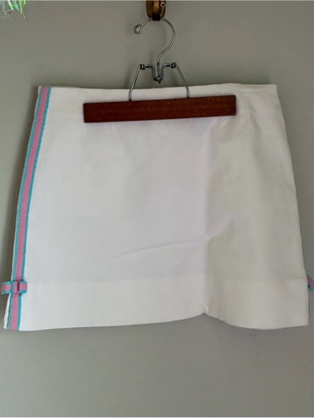 Lilly Pulitzer White Tennis/Pickleball Skirt with Pink & Blue Stripe Trim